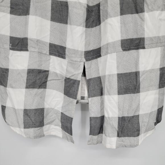 NEW Sim & Sam Women's Check Plaid Button Down Tank Top‎ Gray Size Medium - Picture 9 of 11